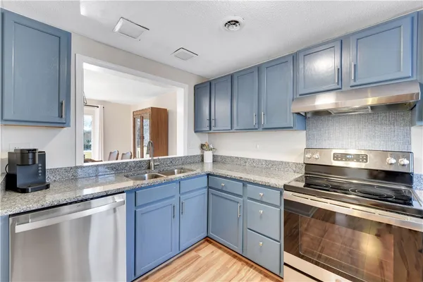 $274,500 | 103 Harbor Lights Drive, Salem, SC 29676