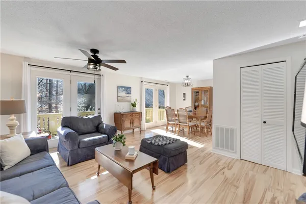 $274,500 | 103 Harbor Lights Drive, Salem, SC 29676