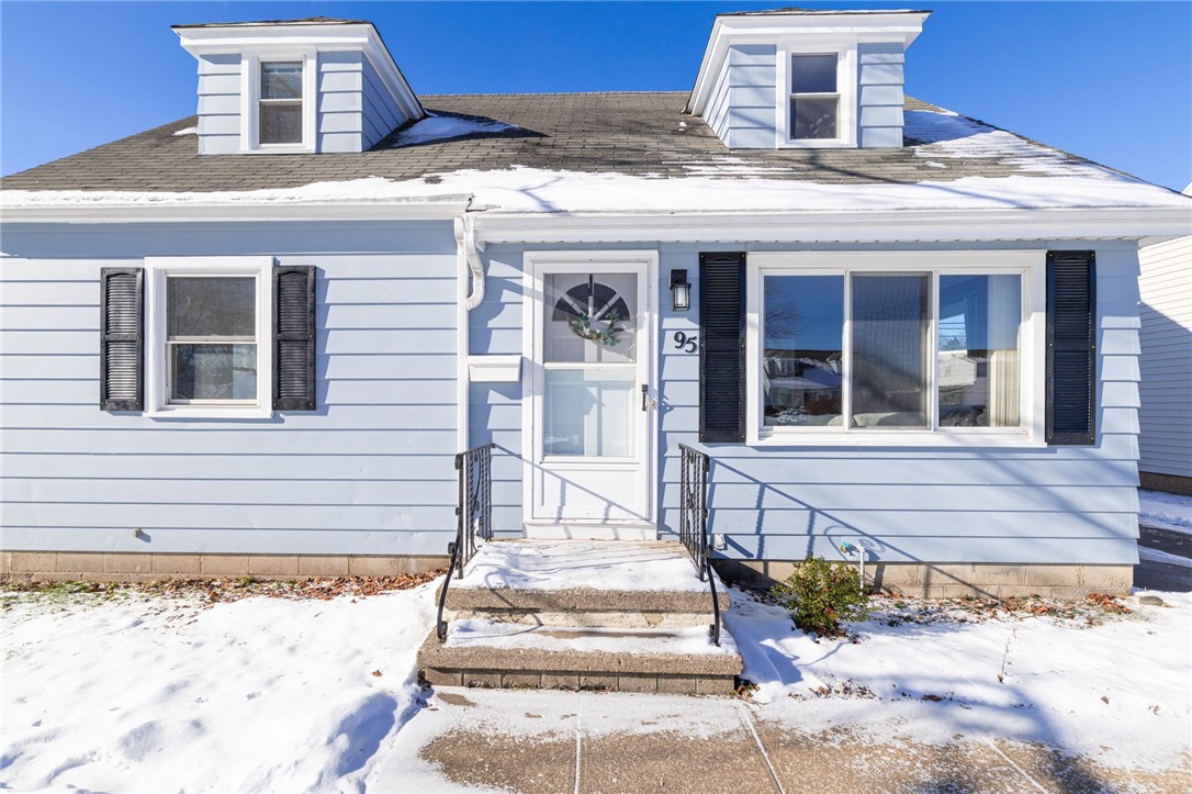 95 Ridgewood Road Greece, NY 14626 - Photo 3 of 22