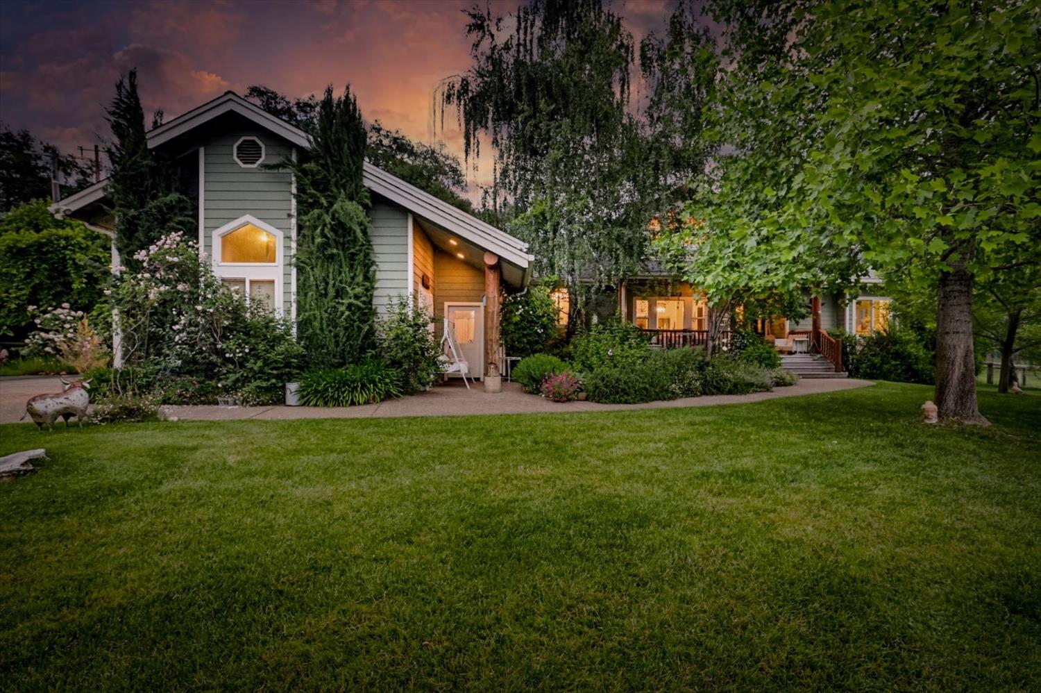 21211 McCourtney Road Grass Valley, CA 95949 - Photo 5 of 93