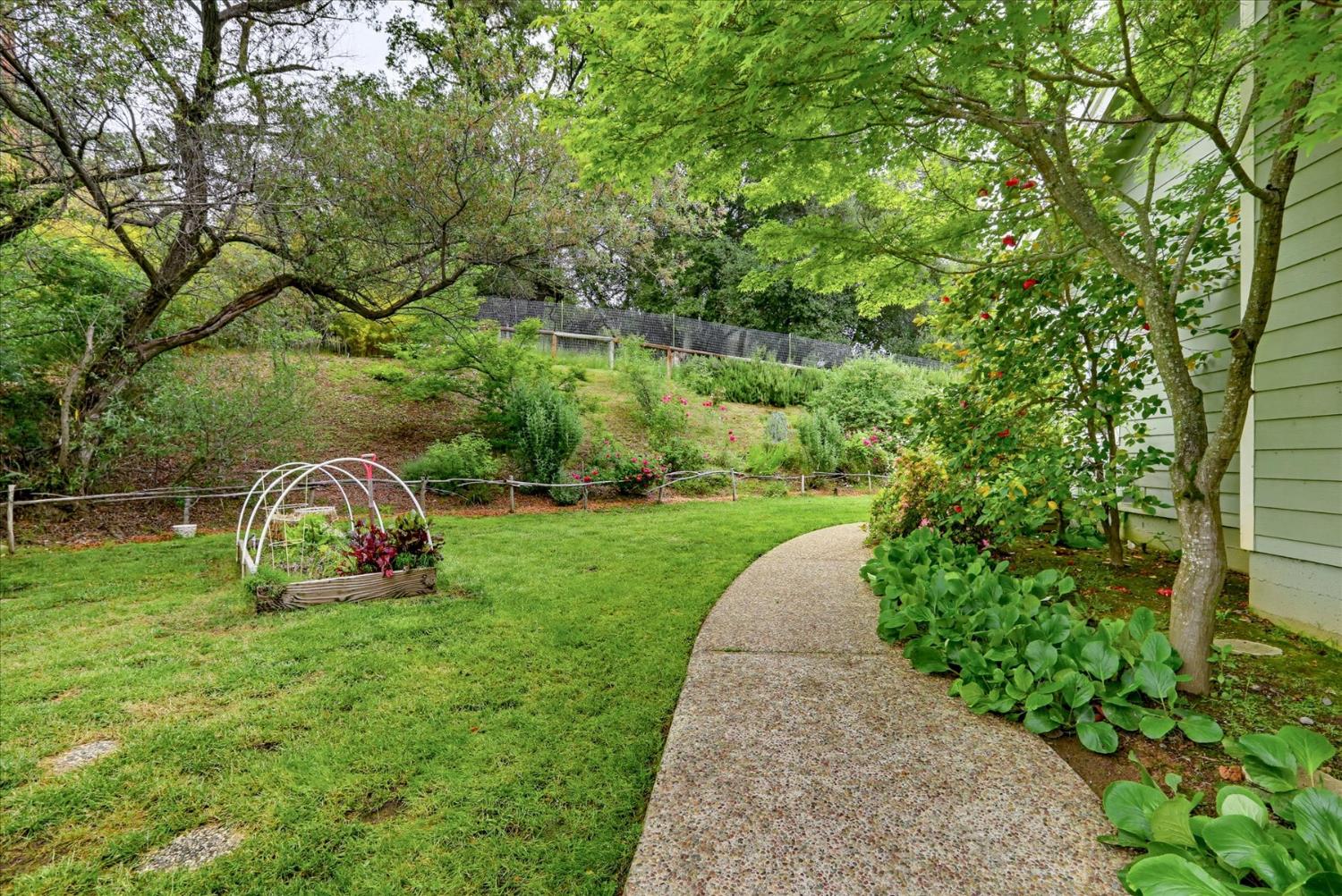 21211 McCourtney Road Grass Valley, CA 95949 - Photo 73 of 93