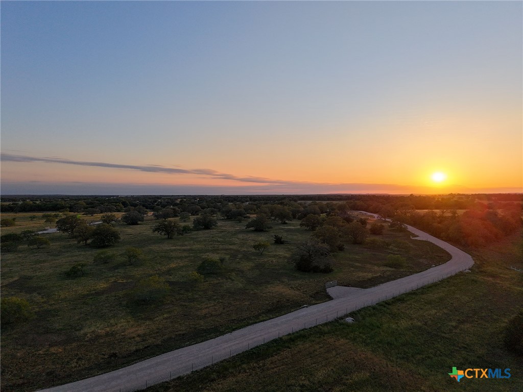 1018 Main Loop Road Waelder, TX 78959 - Photo 6 of 9 Gallery Image 6