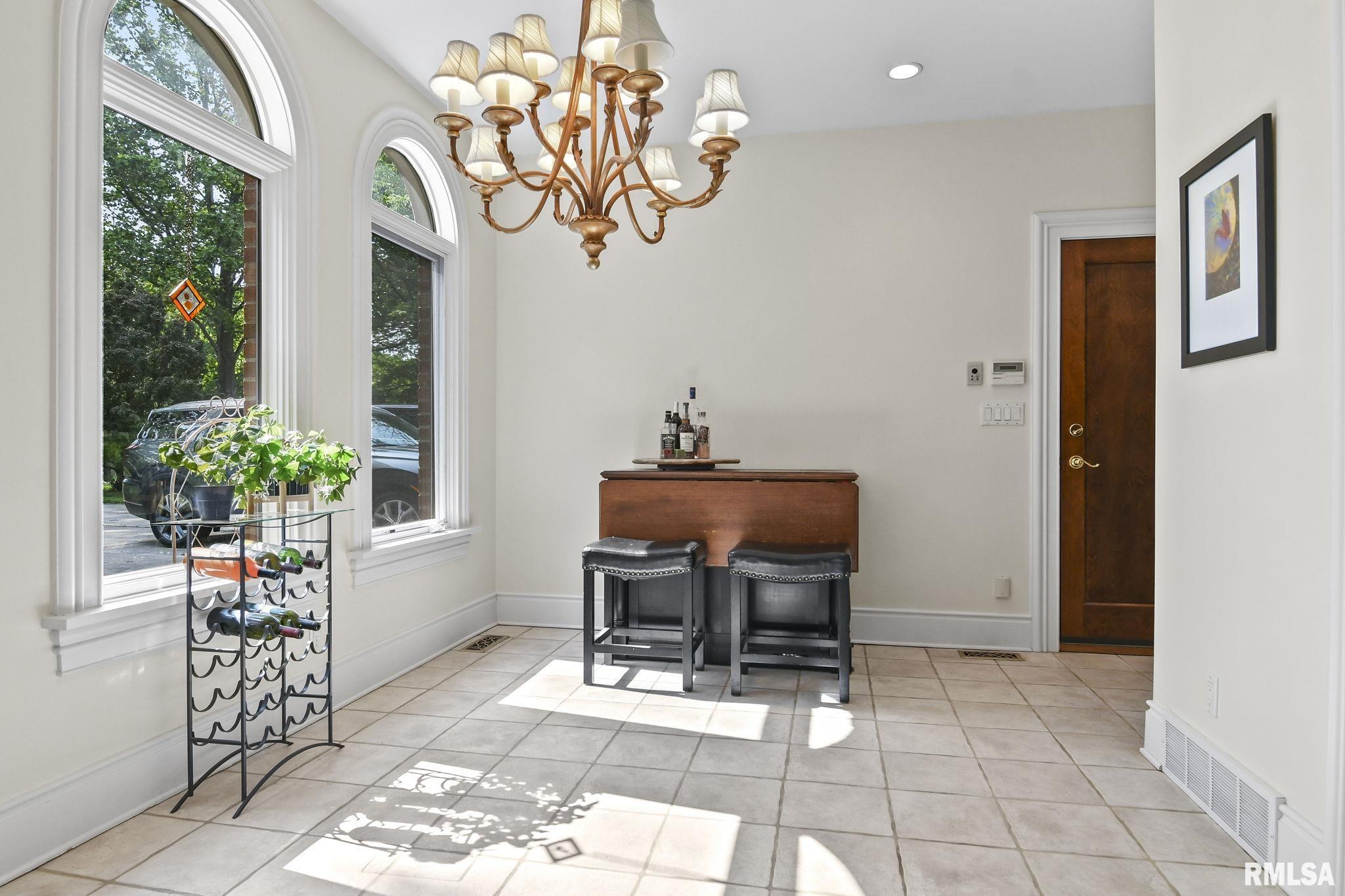 5 Hillcrest Road Springfield, IL 62704 - Photo 17 of 76