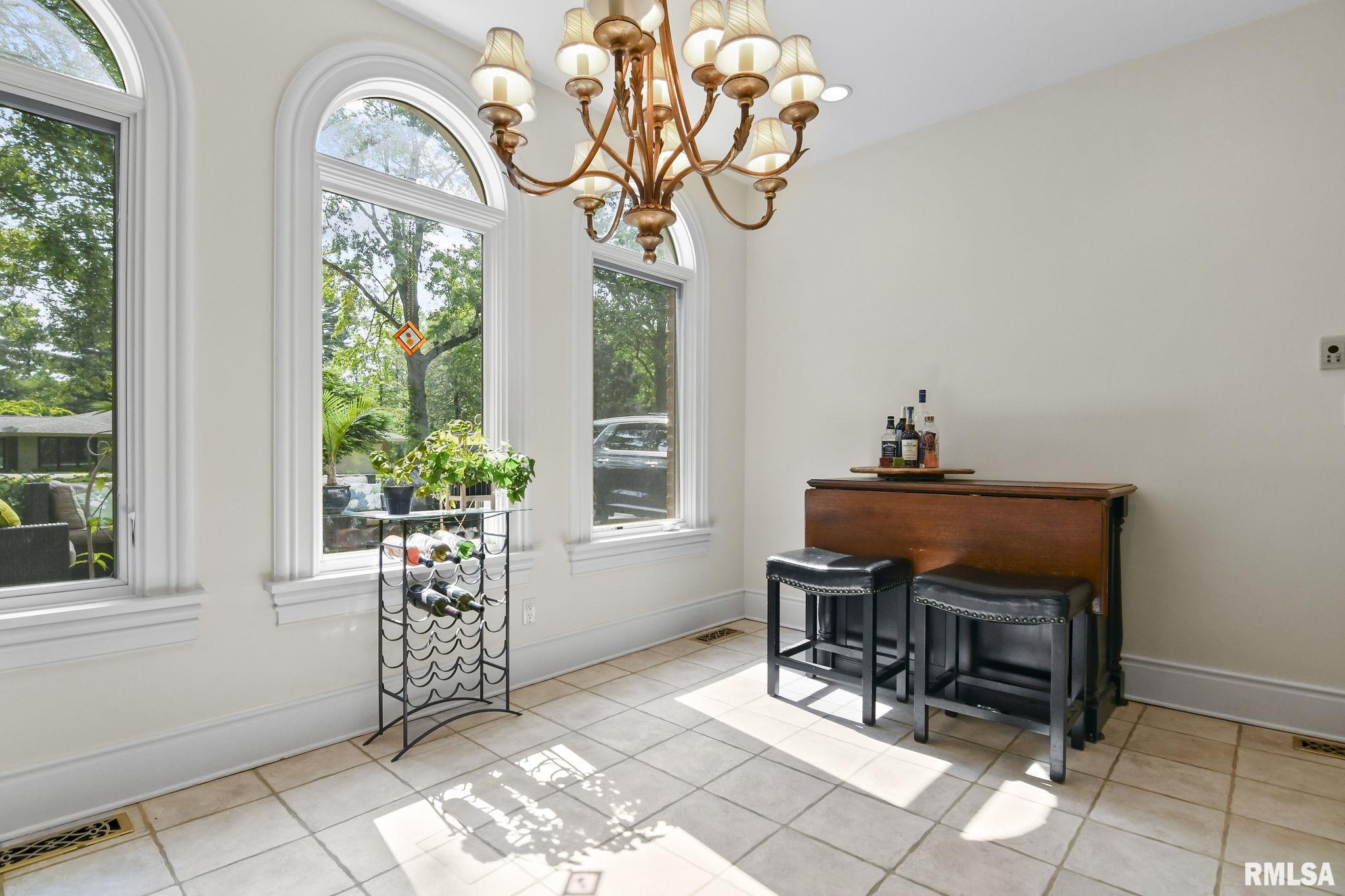 5 Hillcrest Road Springfield, IL 62704 - Photo 18 of 76