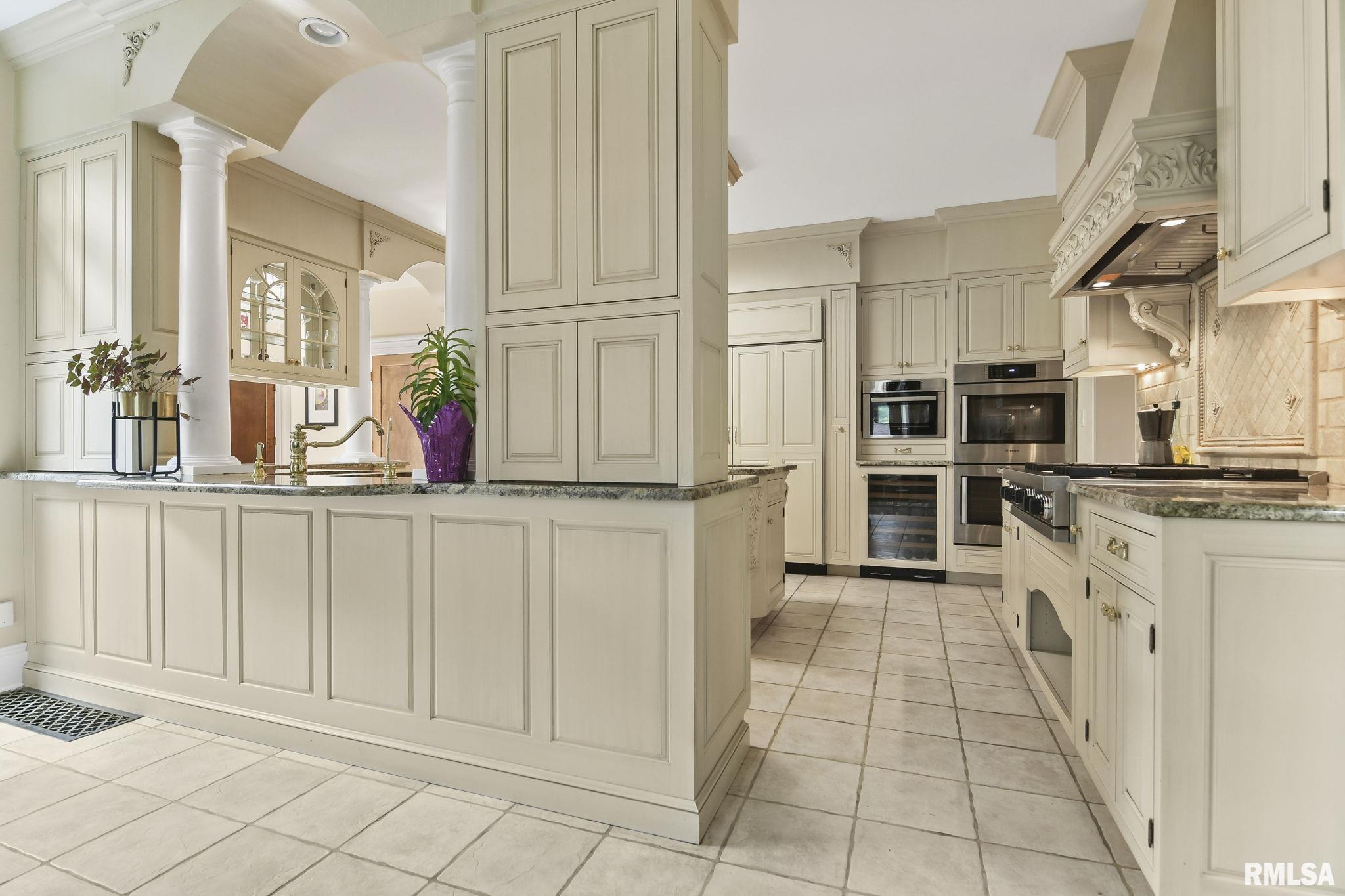 5 Hillcrest Road Springfield, IL 62704 - Photo 7 of 76