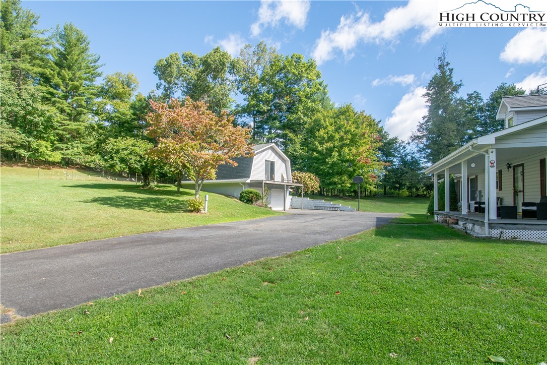 364 Hartsoe Road Warrensville, NC 28693 - Photo 2 of 45 Gallery Image 2