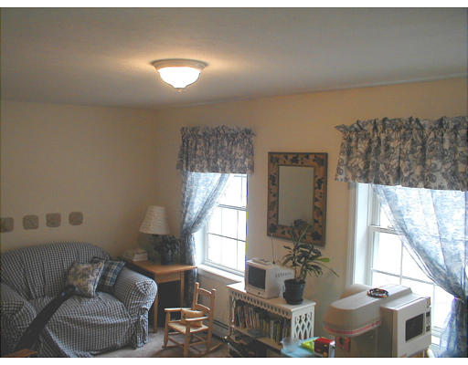 492 S Road Templeton, MA 01468 - Photo 2 of 8