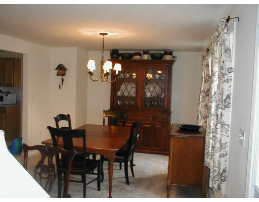 492 S Road Templeton, MA 01468 - Photo 4 of 8