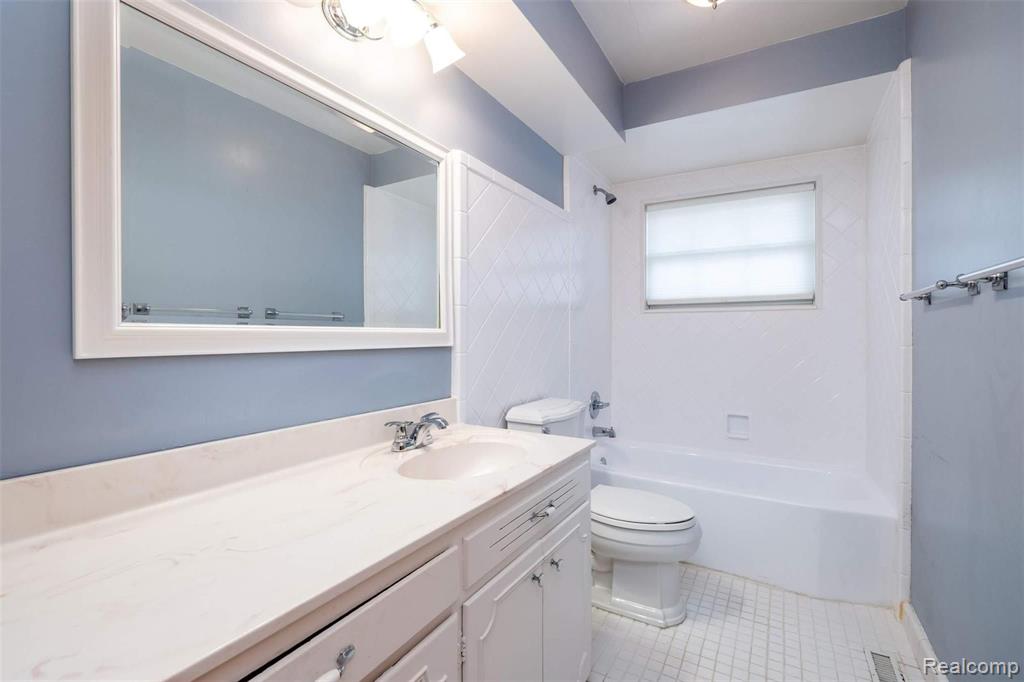 1816 Ansal Drive Rochester Hills, MI 48309 - Photo 16 of 21