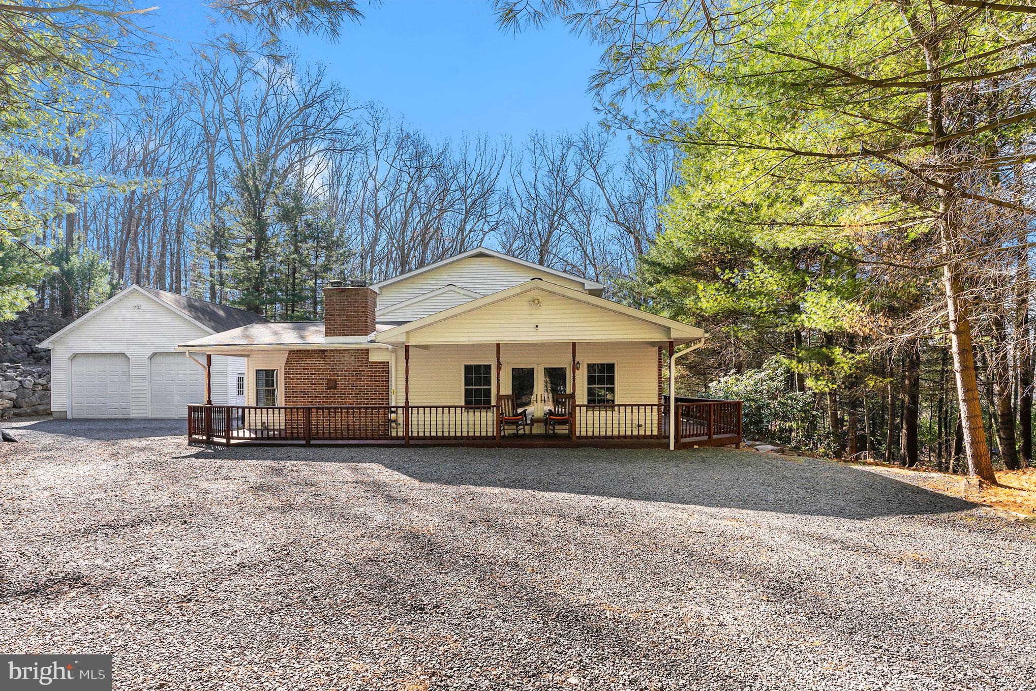 852 Hunters Road Mohnton, PA 19540 - Photo 1 of 39