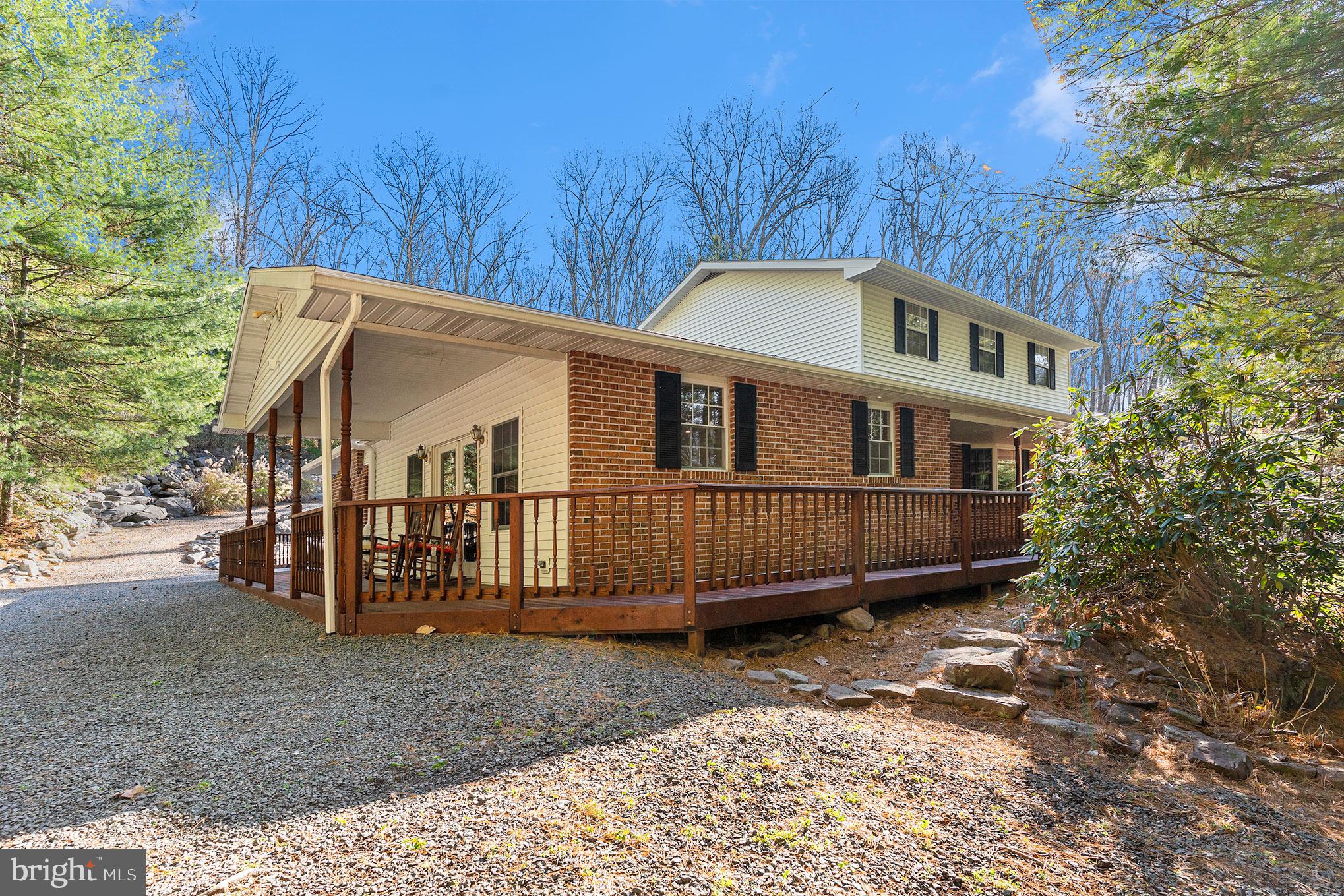 852 Hunters Road Mohnton, PA 19540 - Photo 4 of 39