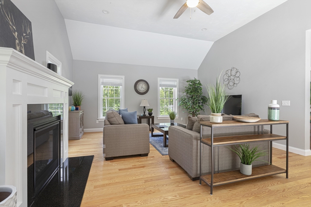 87 Martin Road Douglas, MA 01516 - Photo 26 of 41