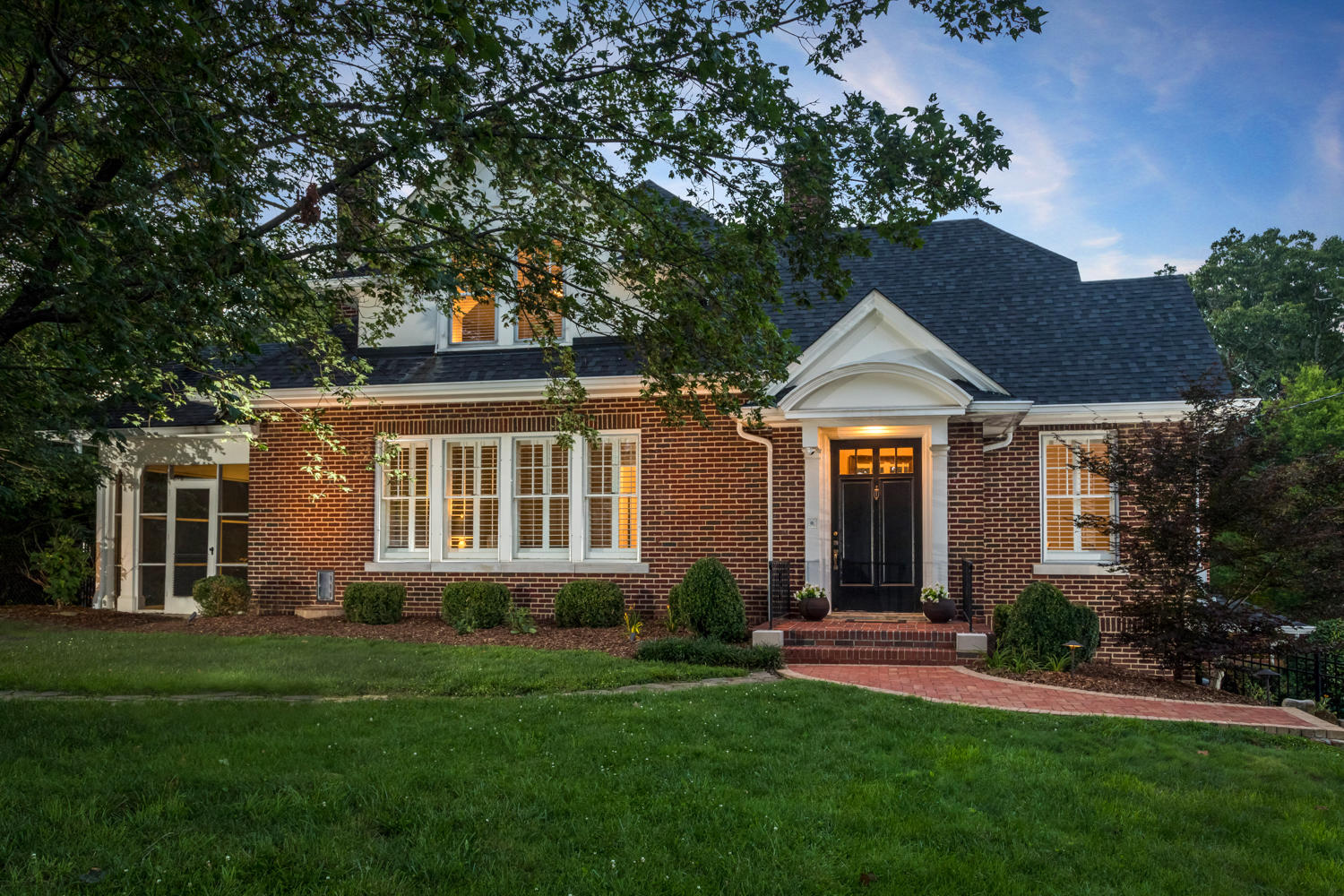 1113 East Dallas Road Chattanooga, TN 37405 - Photo 12 of 60 1113_E_Dallas_Rd