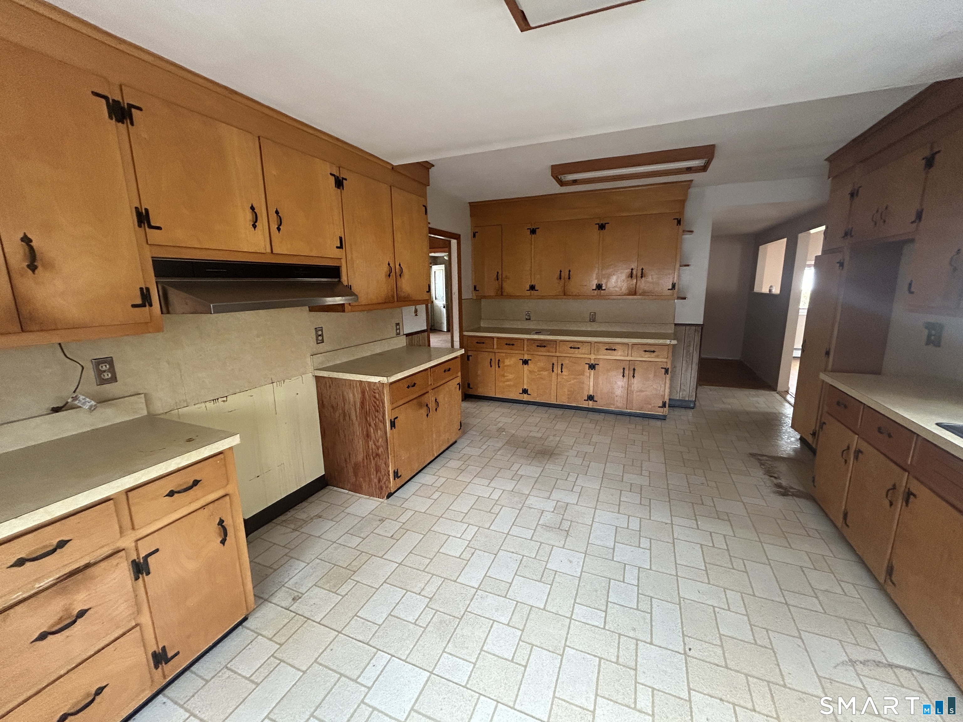 13 Jubrey Lane Windsor Locks, CT 06096 - Photo 13 of 28
