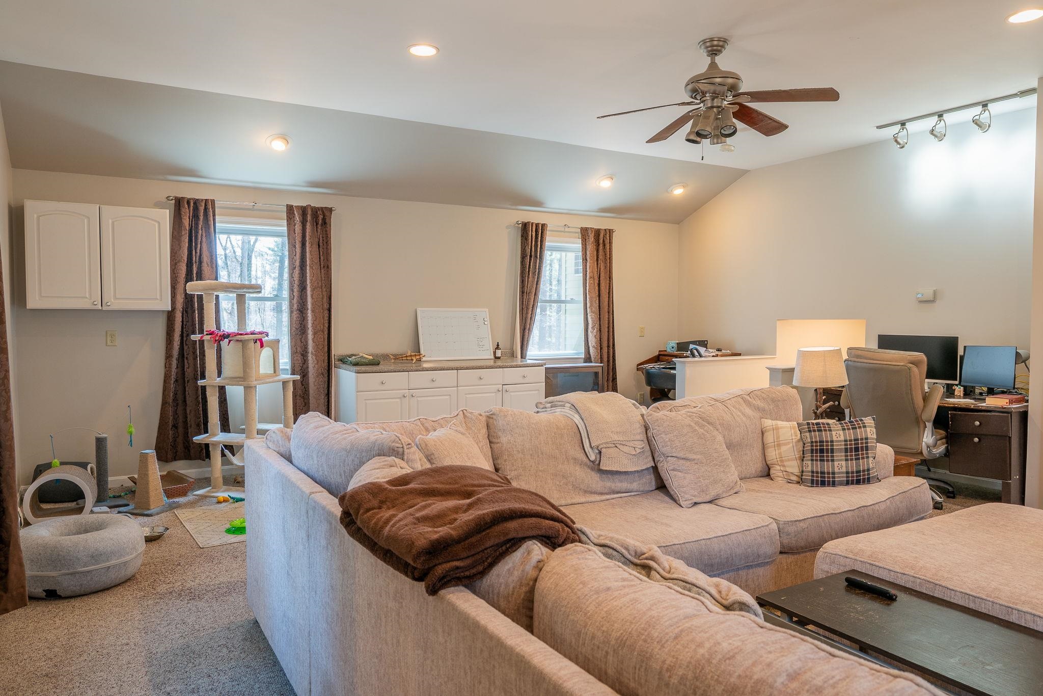 121 Glen Hill Road Dover, NH 03820 - Photo 11 of 49 Gallery Image 11