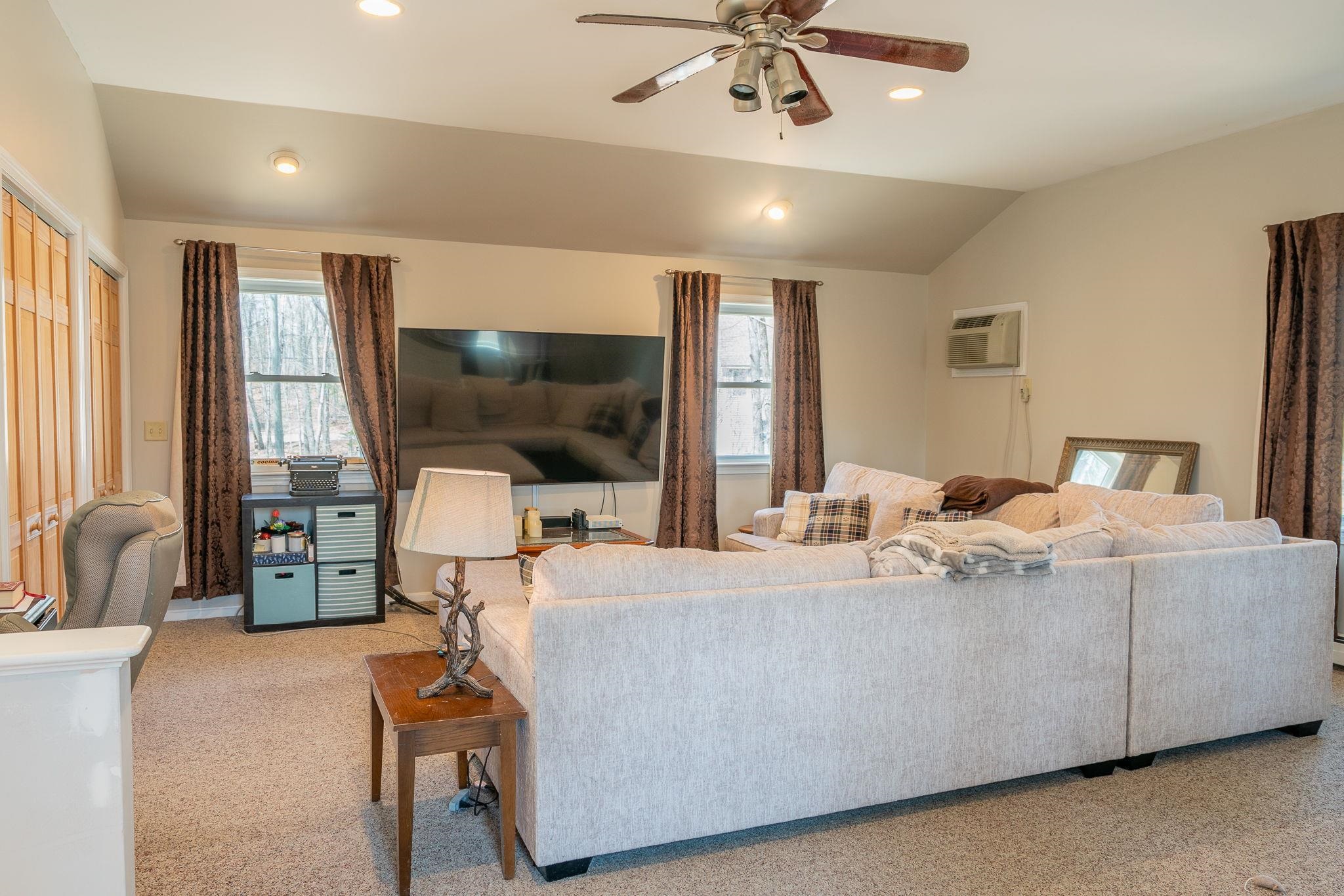 121 Glen Hill Road Dover, NH 03820 - Photo 12 of 49 Gallery Image 12