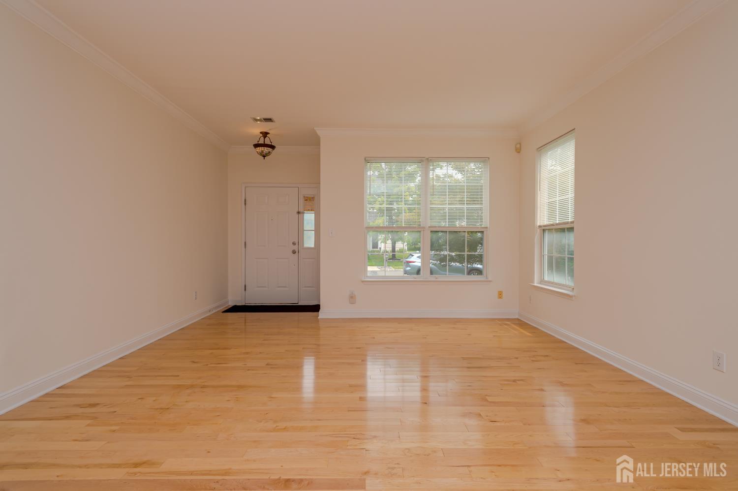 71 Manley Road Pennington, NJ 08534 - Photo 2 of 28