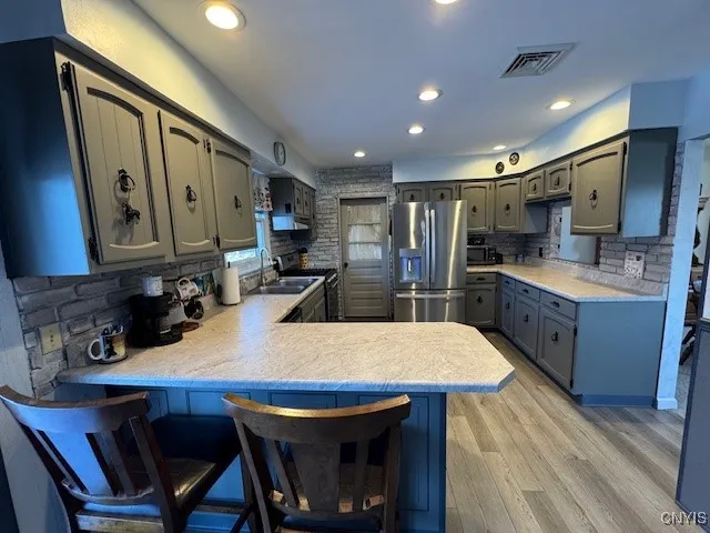 $269,900 | 109 Fairway Lane, Sherrill, NY 13461