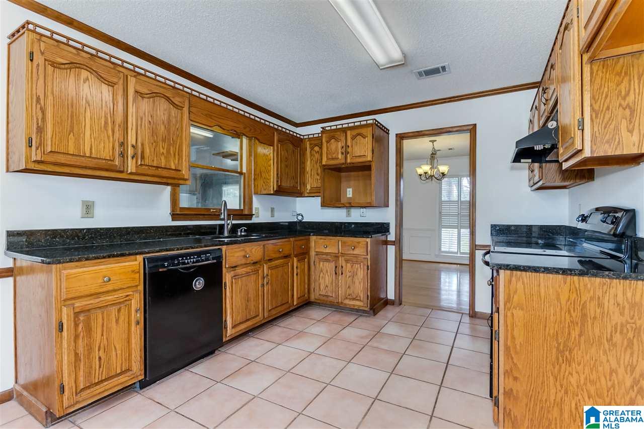 724 High Field Road Tuscaloosa, AL 35405 - Photo 7 of 39