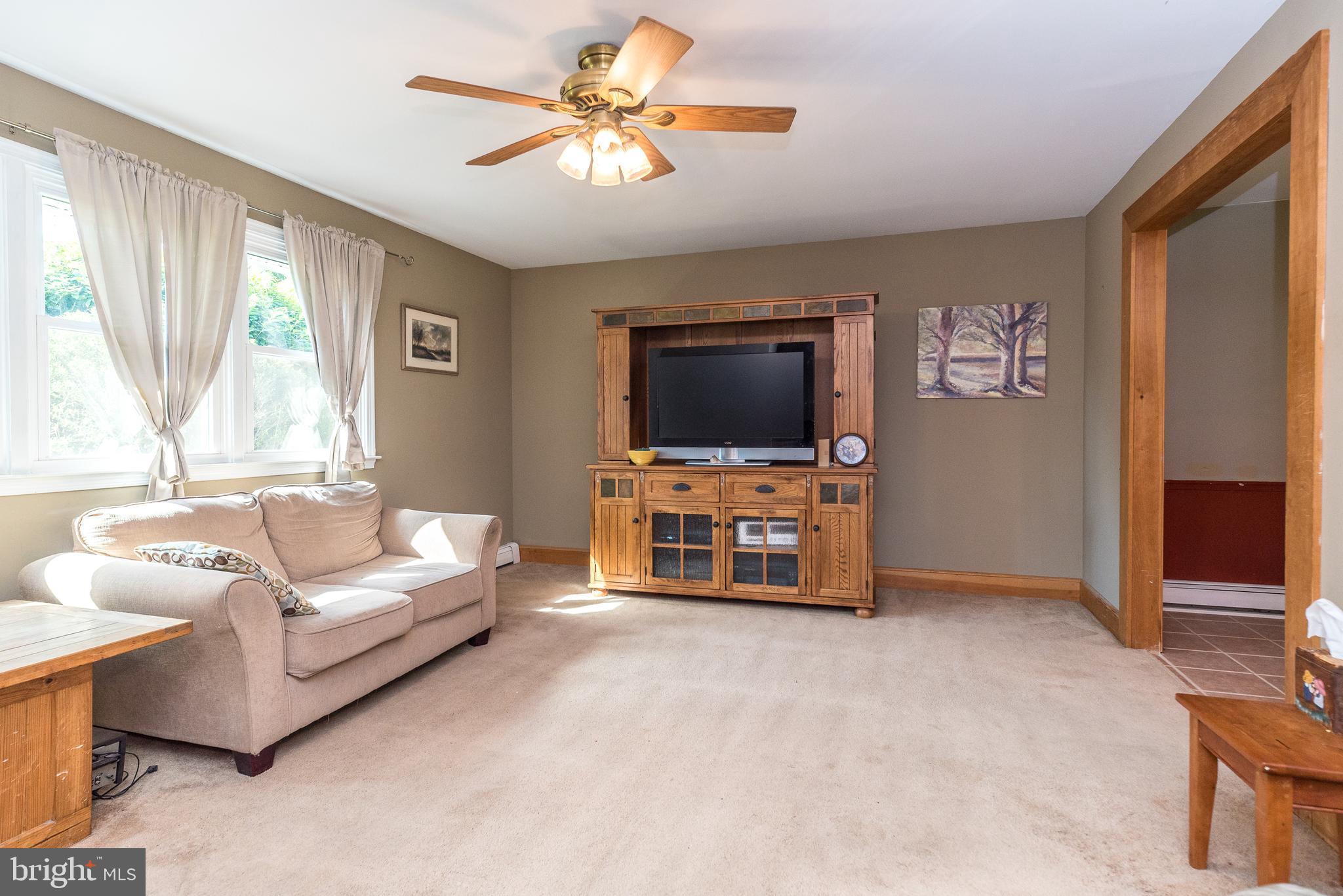 511 Upper Stump Road Chalfont, PA 18914 - Photo 12 of 37 Formal living room area