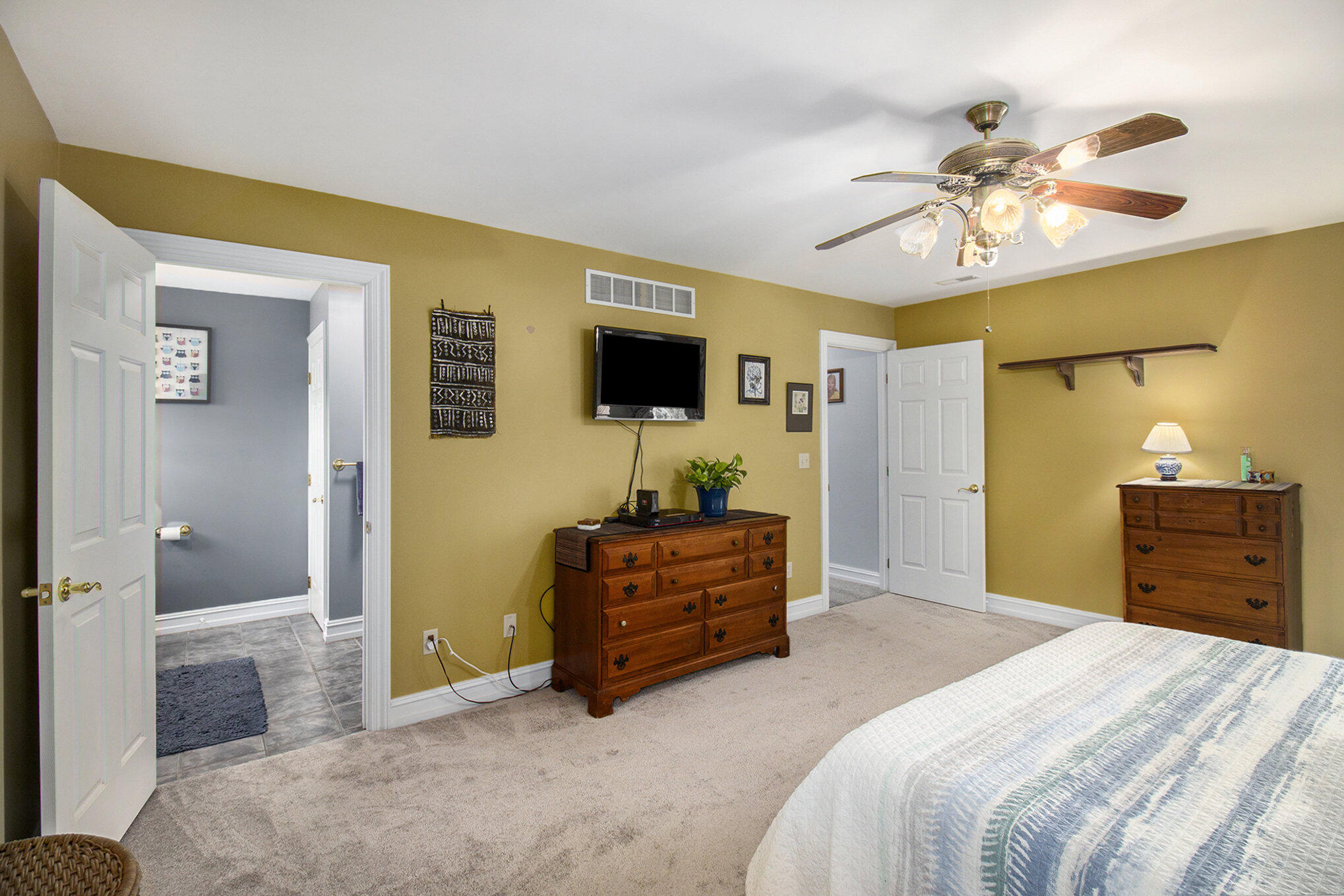 2641 Burtch Road Grass Lake, MI 49240 - Photo 14 of 28 Primary Bedroom