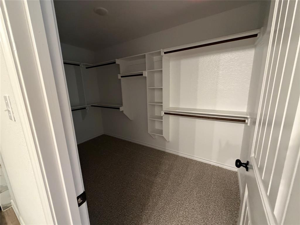 189 Altom Road Springtown, TX 76082 - Photo 7 of 8