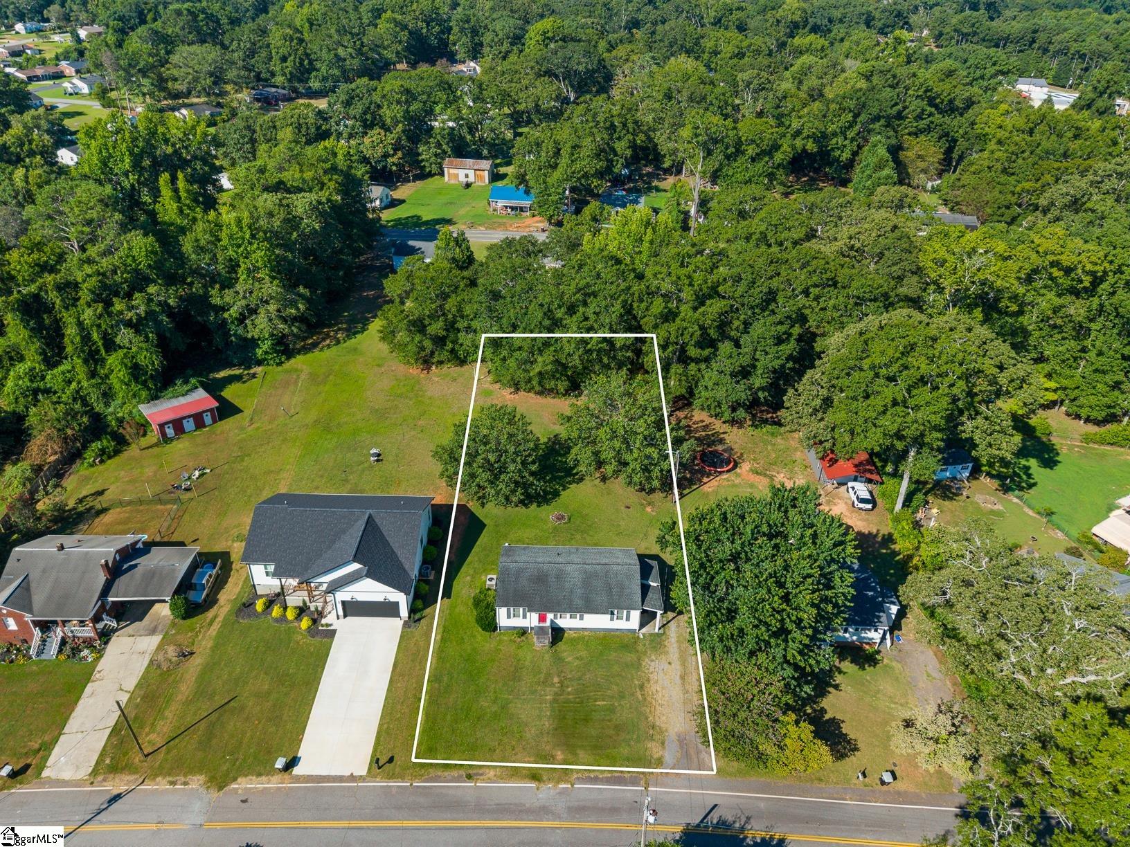 109 Meeks Road Belton, SC 29627 - Photo 27 of 30 Gallery Image 27