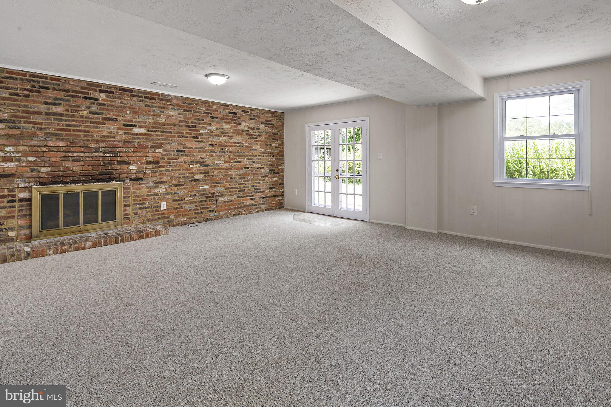 1508 Crestline Road Silver Spring, MD 20904 - Photo 19 of 31 Walkout Family Room