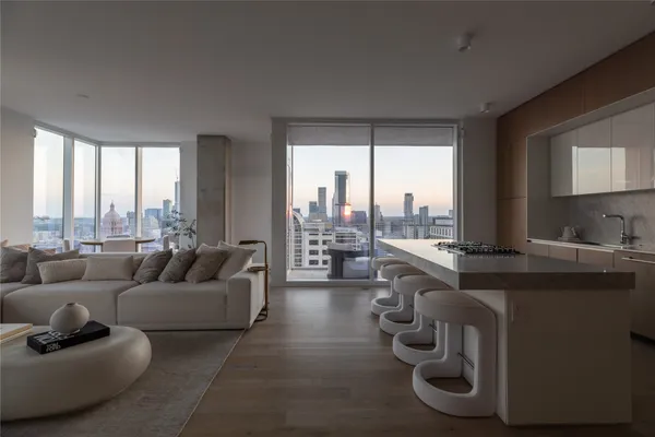 $1,195,000 | 313 West 17th Street, Unit 2007, Austin, TX 78701