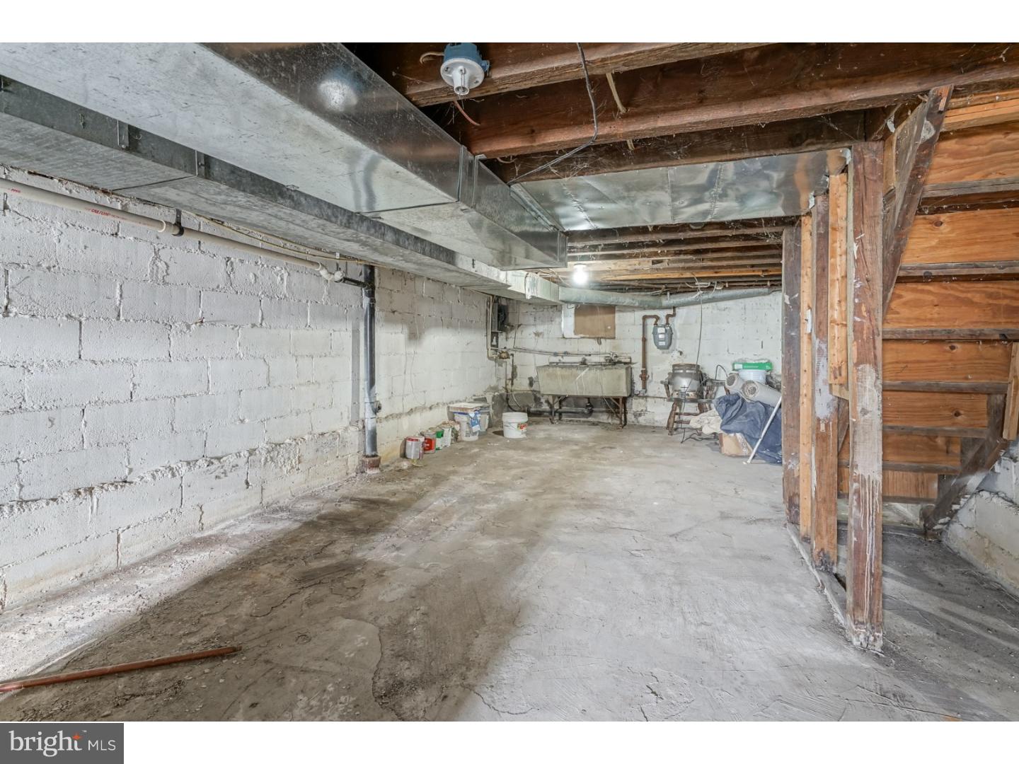 1248 South Merrimac Road Camden, NJ 08104 - Photo 16 of 18