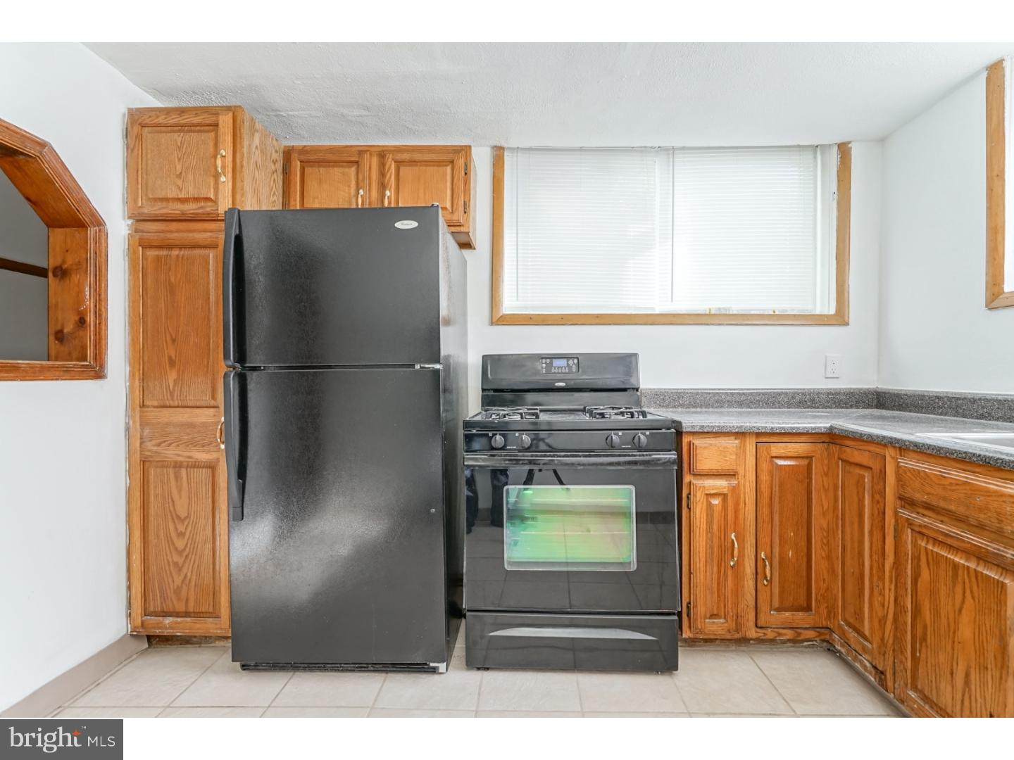 1248 South Merrimac Road Camden, NJ 08104 - Photo 8 of 18