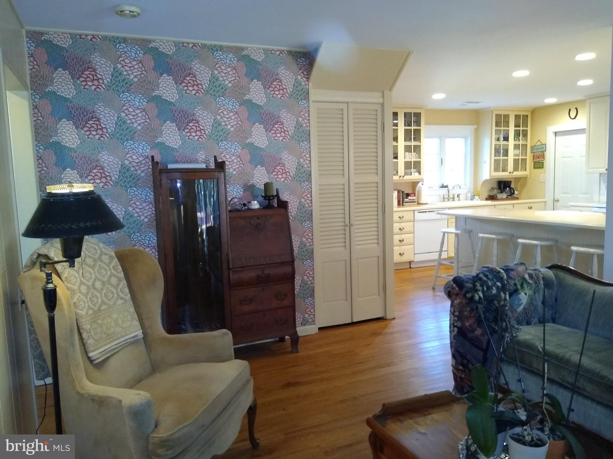 14 Hamlet Road Levittown, PA 19056 - Photo 11 of 47 Livingroom View of Kitchen