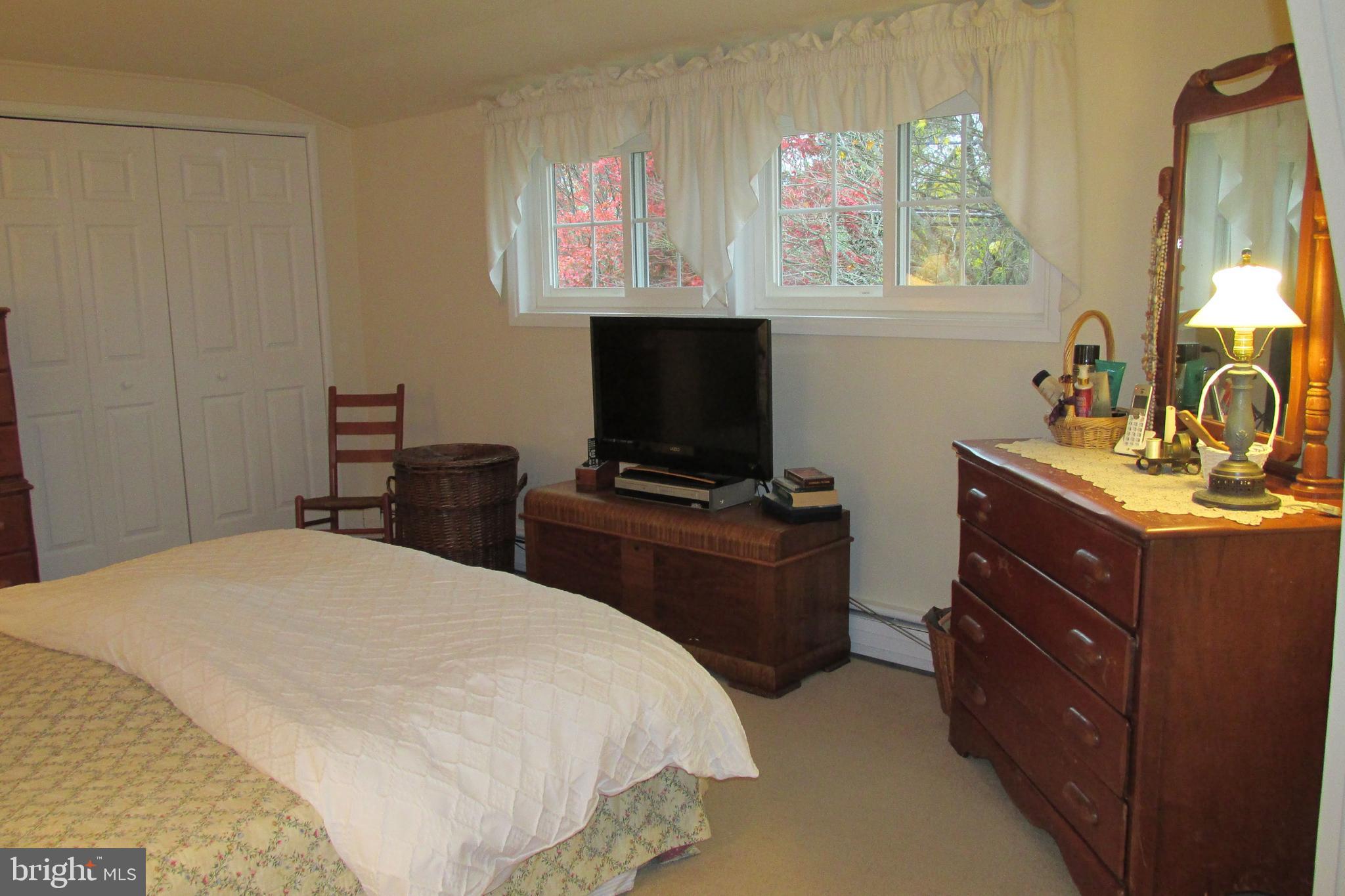 14 Hamlet Road Levittown, PA 19056 - Photo 31 of 47 Main Bedroom