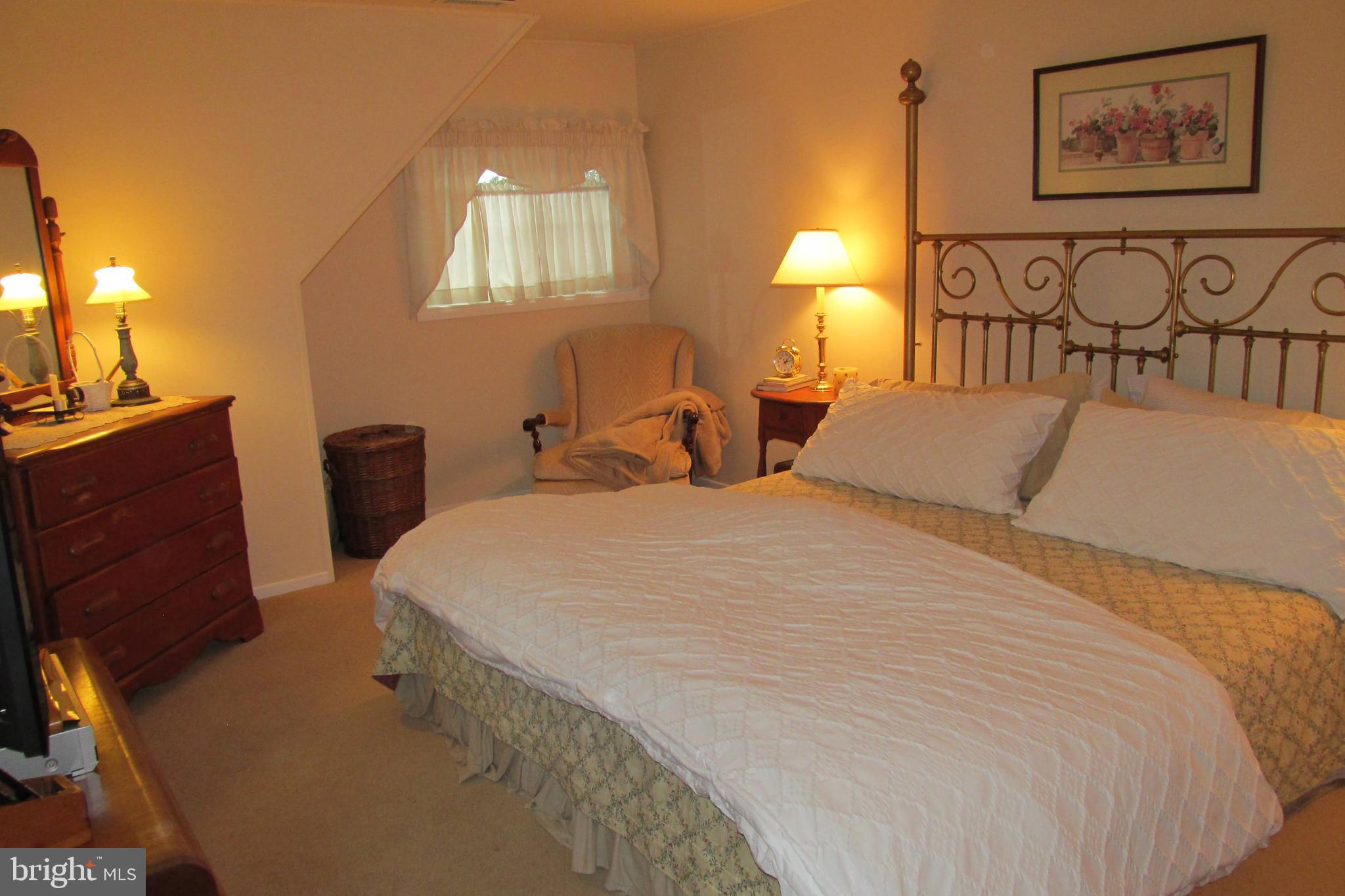14 Hamlet Road Levittown, PA 19056 - Photo 32 of 47 Main Bedroom