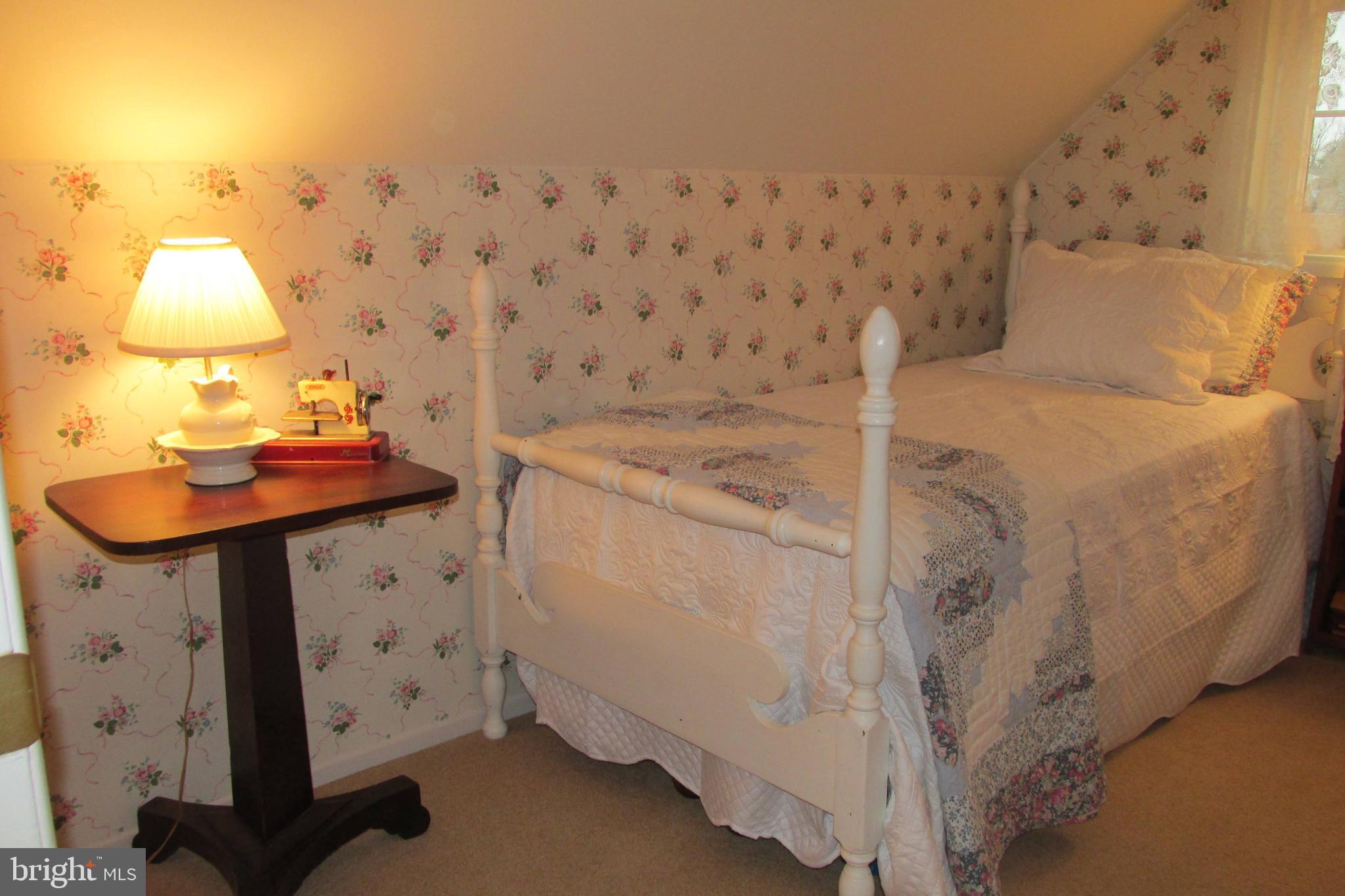 14 Hamlet Road Levittown, PA 19056 - Photo 39 of 47 Upstairs Bedroom 3