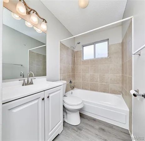 $1,600 | 6918 Candlewick Way, Florissant, MO 63033