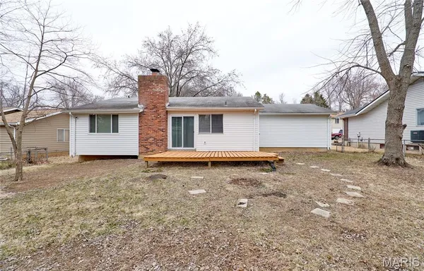 $1,600 | 6918 Candlewick Way, Florissant, MO 63033