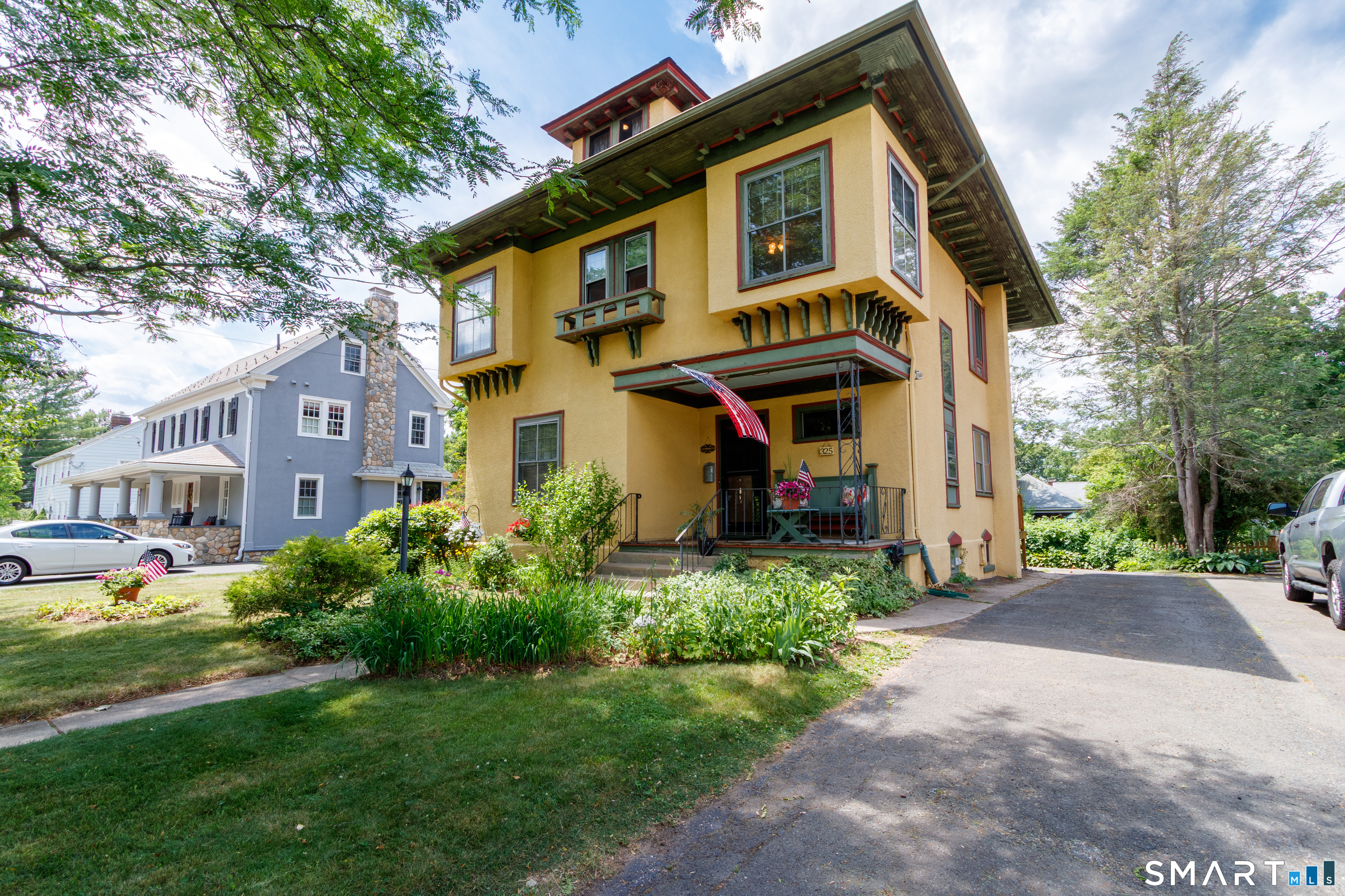 325 South Main Street Wallingford, CT 06492 - Photo 3 of 32