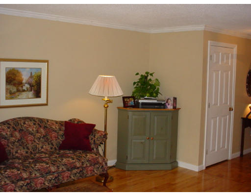 96 Village Post Road, Unit 96 Danvers, MA 01923 - Photo 4 of 10 Gallery Image 4