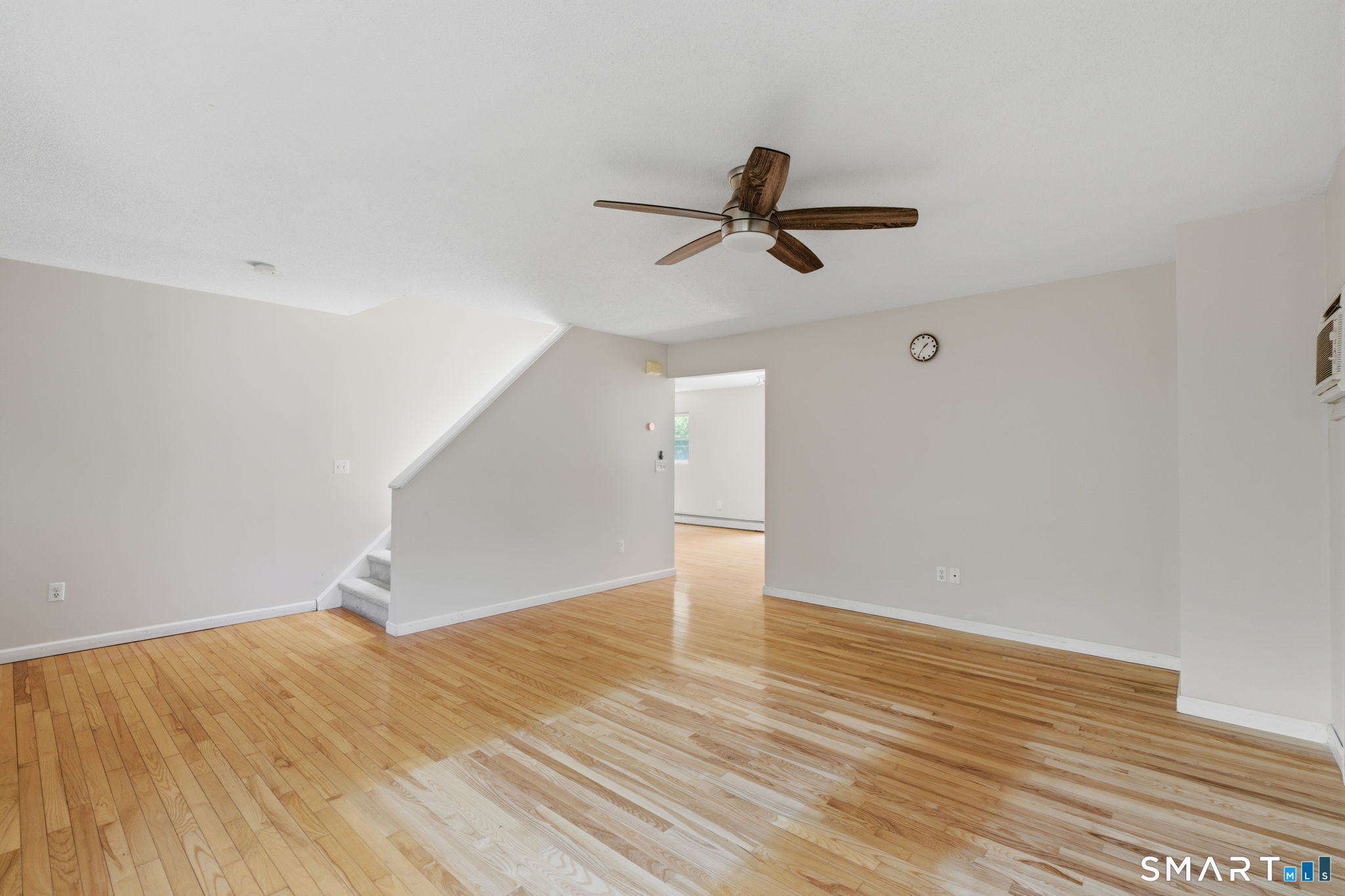 75 Burlington Road Farmington, CT 06085 - Photo 4 of 36