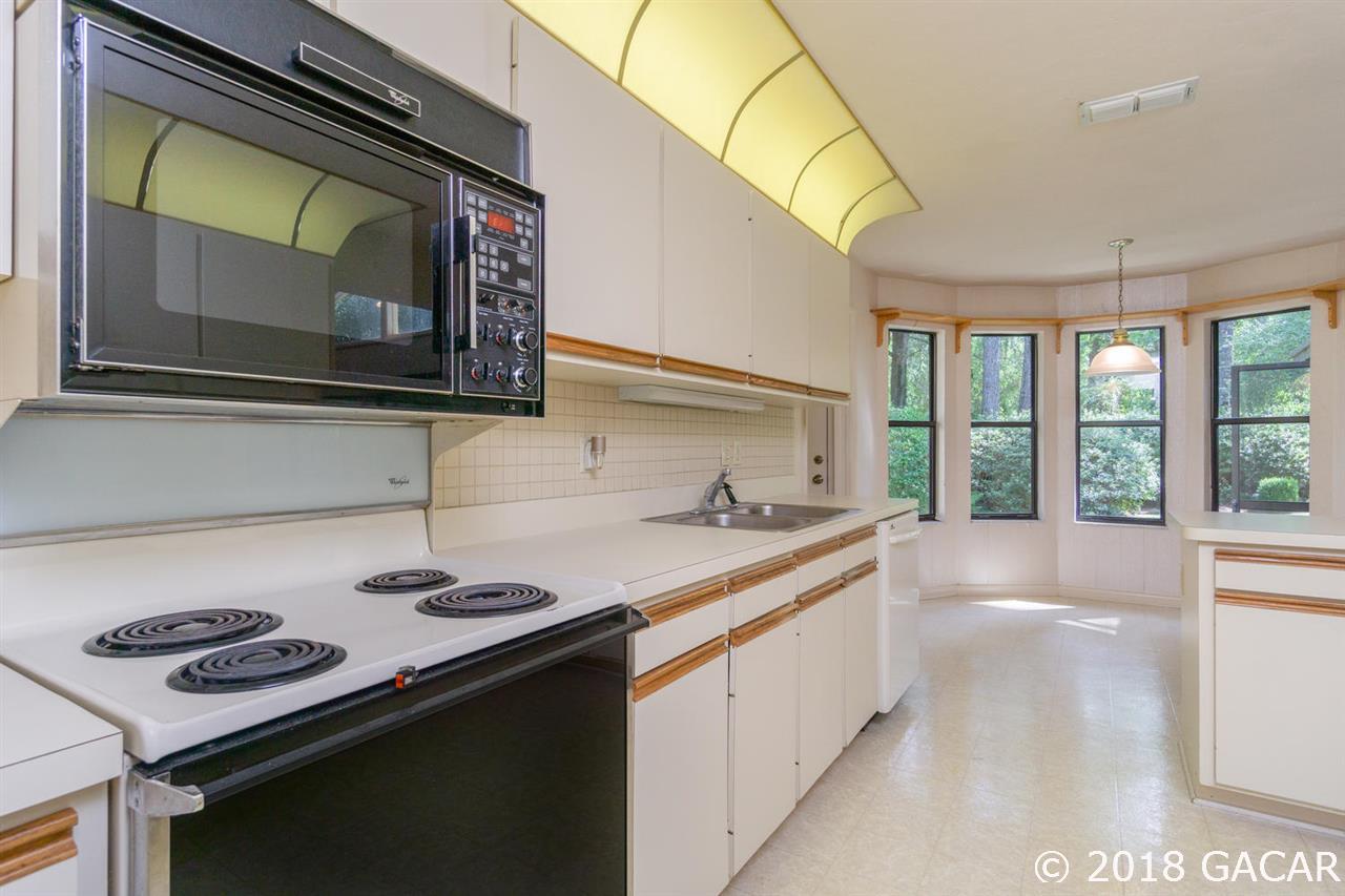 10219 Southwest 13th Place Gainesville, FL 32607 - Photo 12 of 25 Gallery Image 12