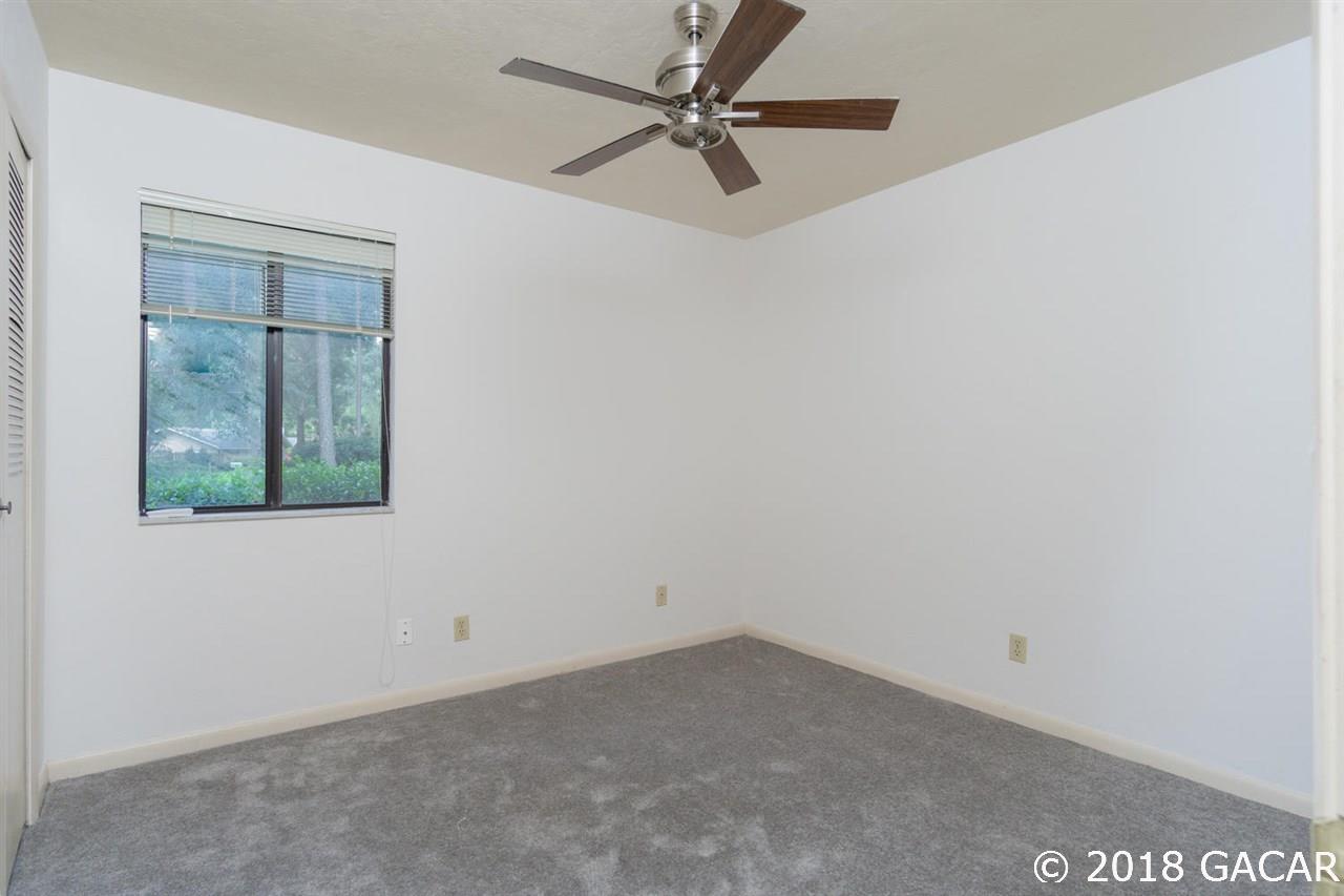 10219 Southwest 13th Place Gainesville, FL 32607 - Photo 4 of 25 Gallery Image 4