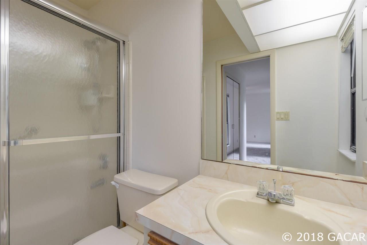 10219 Southwest 13th Place Gainesville, FL 32607 - Photo 7 of 25 Gallery Image 7