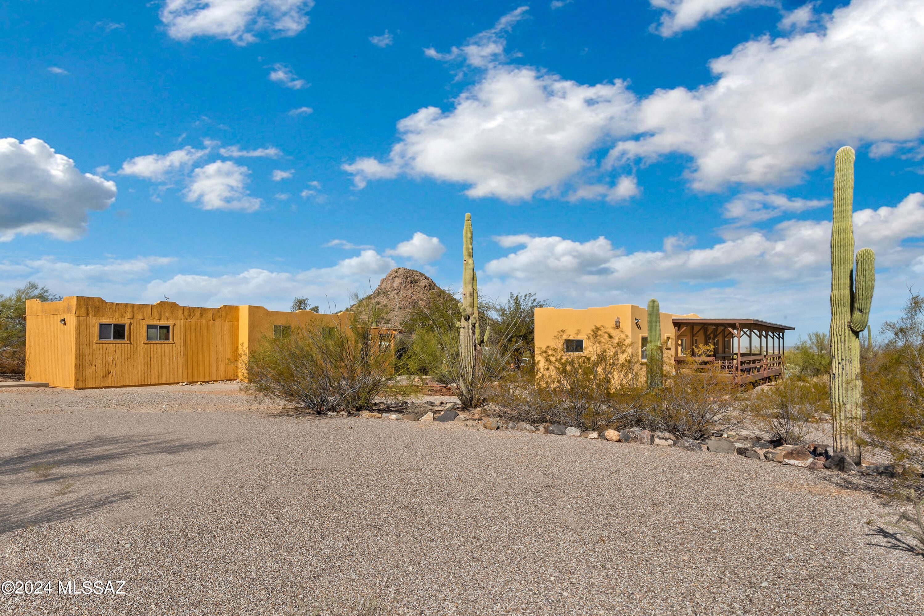 9830 West Picture Rocks Road Tucson, AZ 85743 - Photo 1 of 23 Gallery Image 1