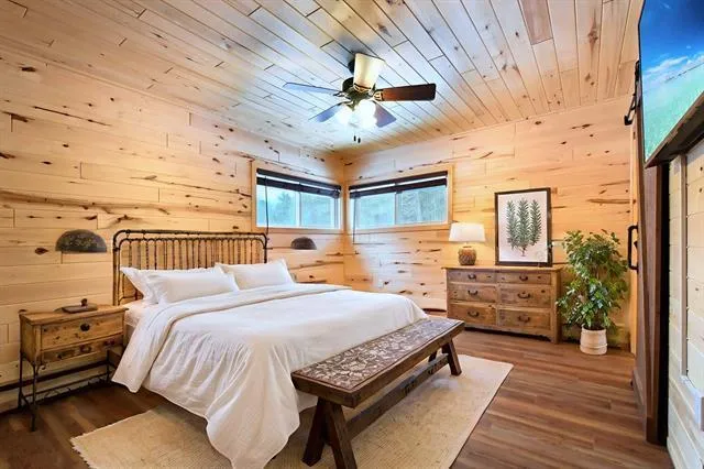 $699,000 | 66895 West Spider Lake Road, Iron River, WI 54847