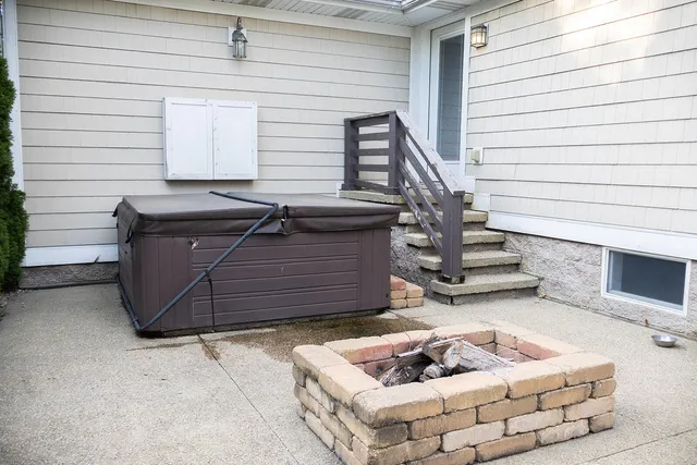 $849,900 | 118 South Harrison Street, New Buffalo, MI 49117