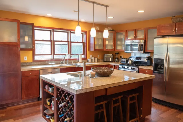 $849,900 | 118 South Harrison Street, New Buffalo, MI 49117