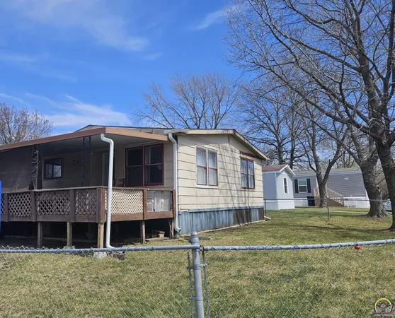 $19,900 | 1103 Southeast 41st Terrace, Unit 1002, Topeka, KS 66609