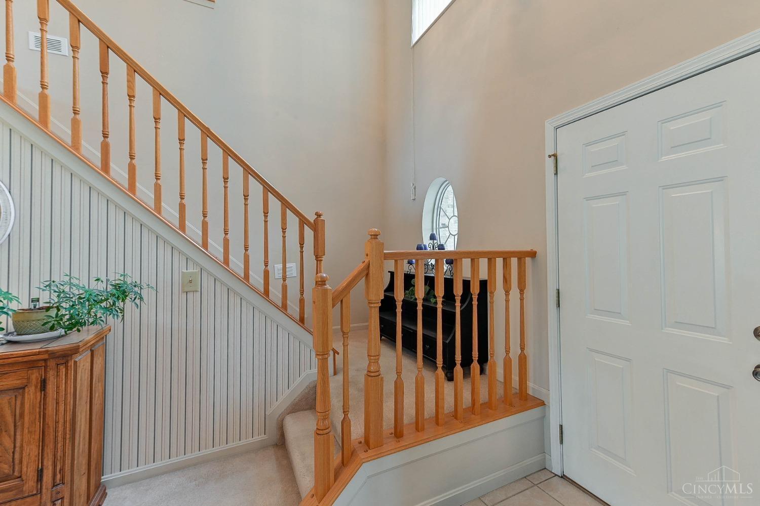 808 Greentree Road Lawrenceburg, IN 47025 - Photo 8 of 50