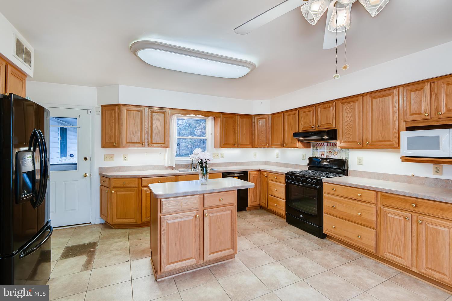1940 Harewood Road Edgewood, MD 21040 - Photo 7 of 20